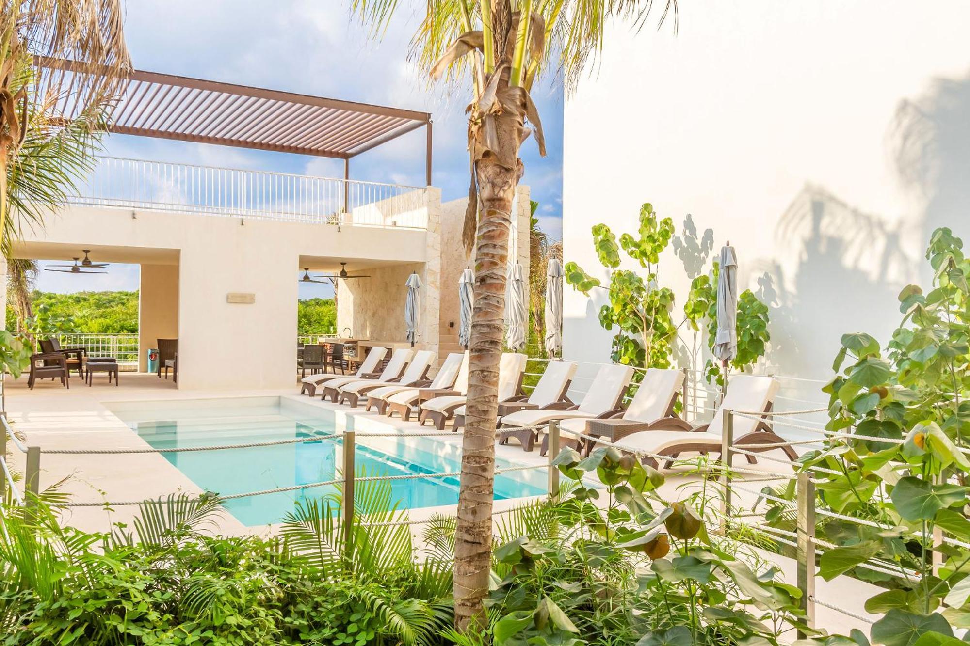 Santamar By Tao Beach Condos With Pool & Walk To Ocean Akumal Exterior foto